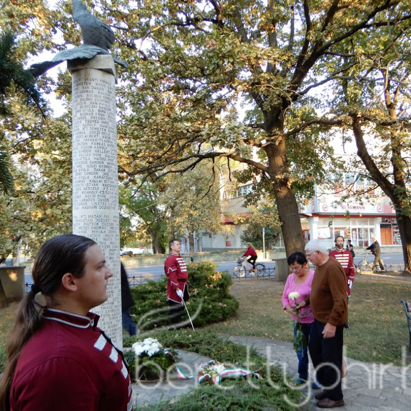 A II. világháború áldozataira emlékeztünk 22